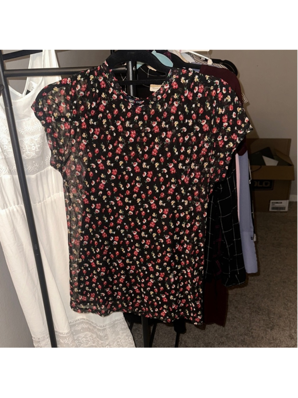 Chic Floral Short Sleeve Top